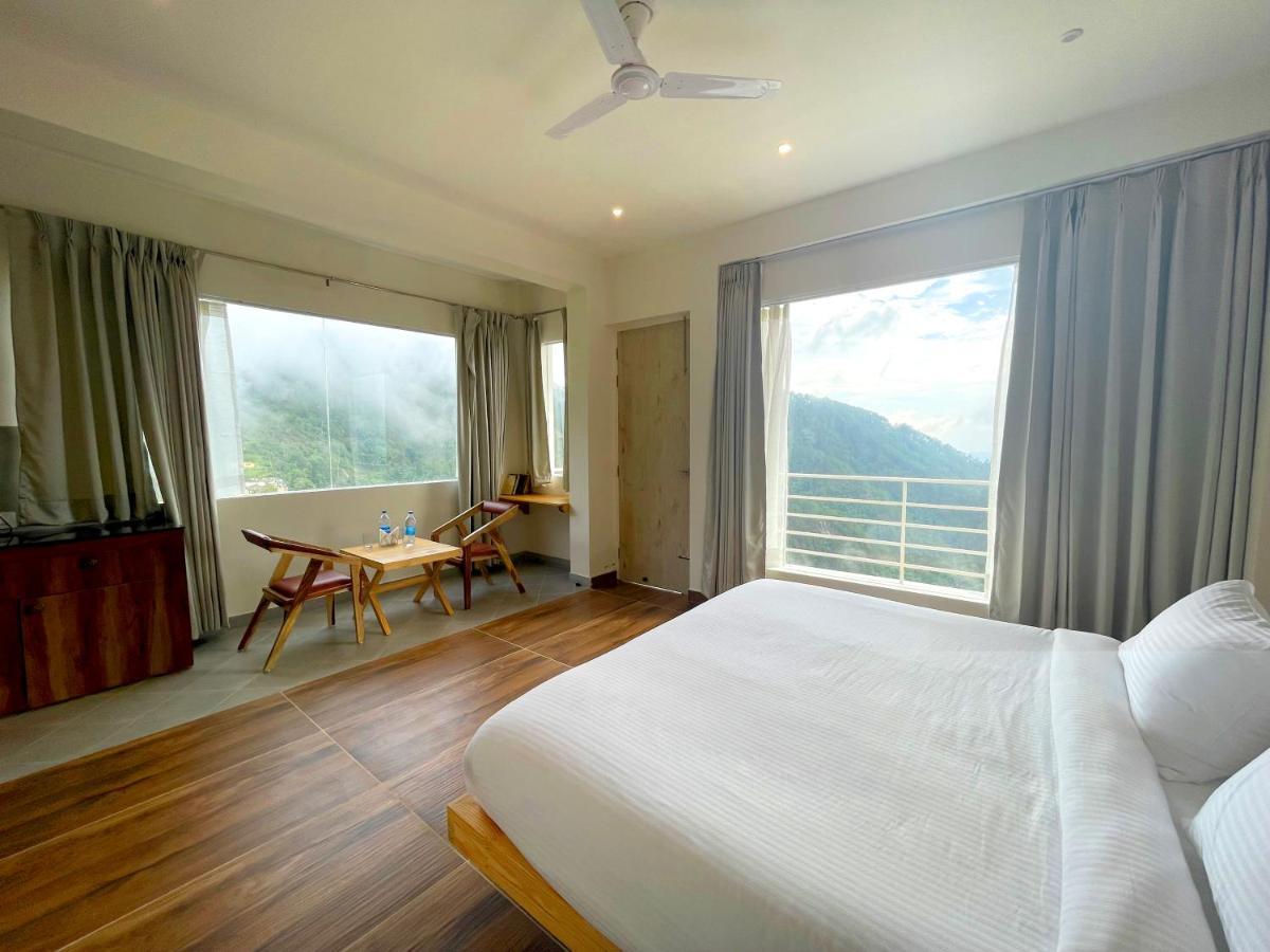 Onehouse Resort Lansdowne Ngoại thất bức ảnh