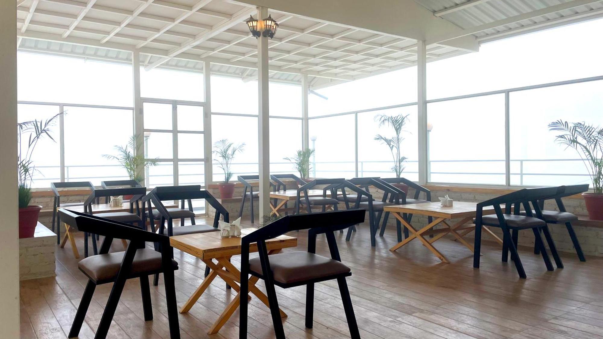 Onehouse Resort Lansdowne Ngoại thất bức ảnh
